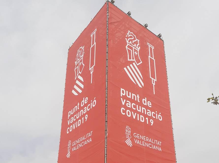 Vista completa Torre de Vacunación en el Hospital La Fe de Valencia ya finalizada por Sarbel.